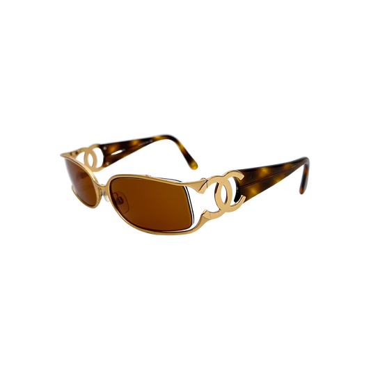 CHANEL GOLD “CC” LOGO SUNGLASSES